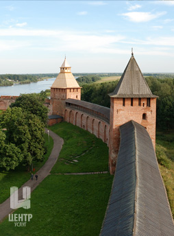 Великий Новгород - обязательный пункт маршрута во время речного круиза из Санкт-Петербурга